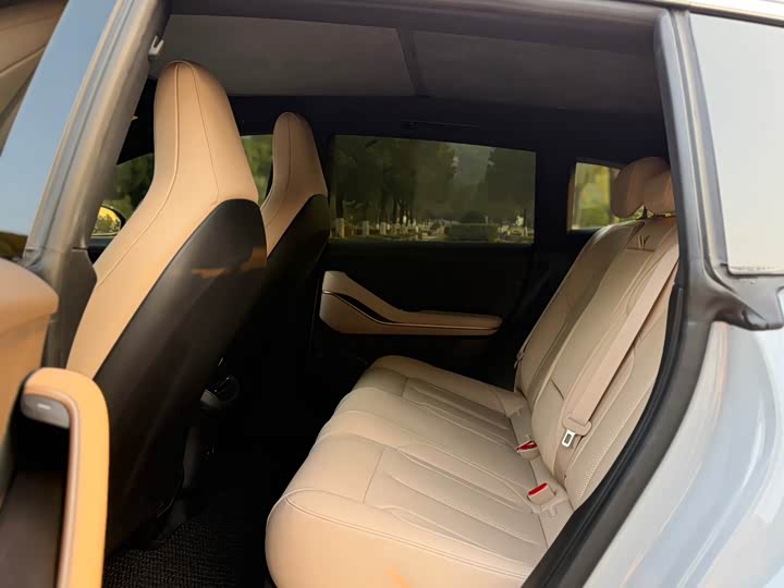 Фото 7 - Nio ET5T