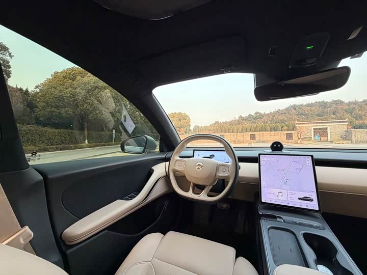 Фото 9 - Nio ET5T