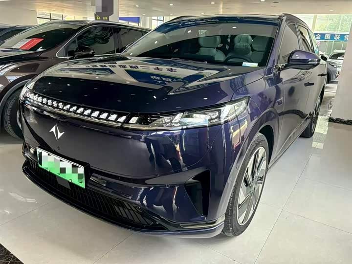 Photo 1 - Dongfeng Yipai eπ 008