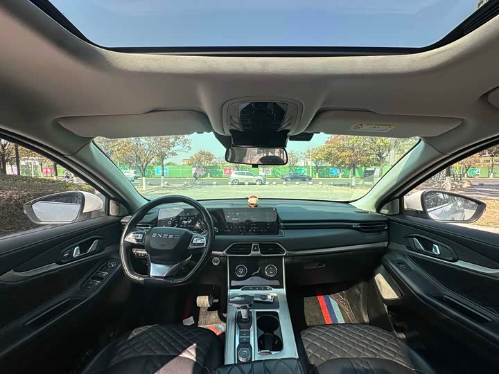 Фото 5 - Exeed TXL