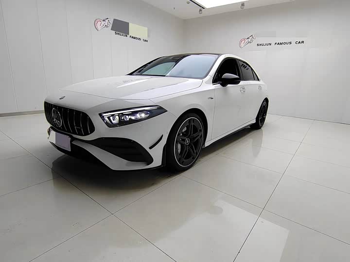 Фото 1 - Mercedes-Benz A-Class AMG