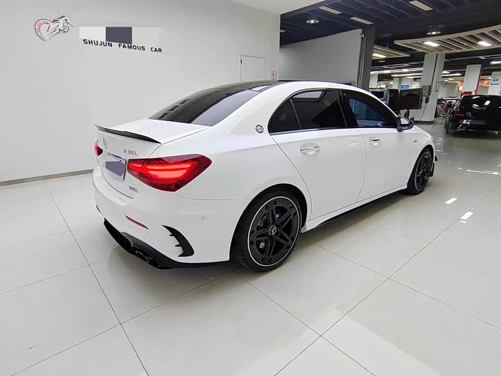 Фото 5 - Mercedes-Benz A-Class AMG