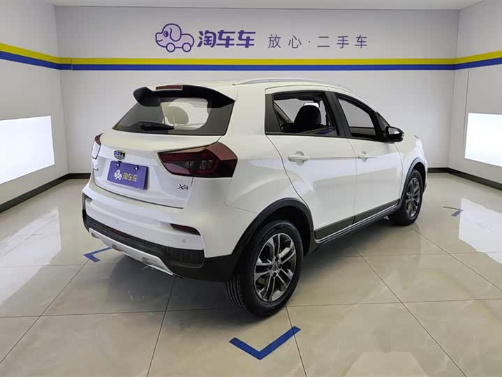 Фото 3 - Geely Vision X3