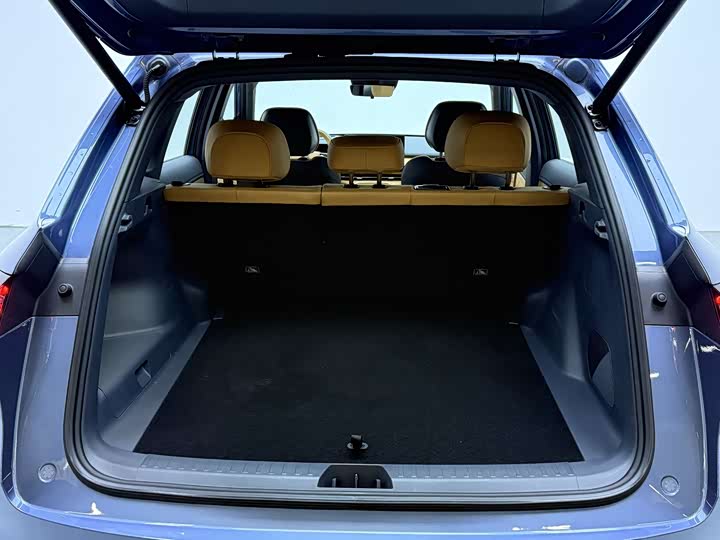 Фото 8 - Geely Galaxy Starship 7