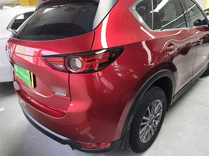 Фото 8 - Mazda CX-5