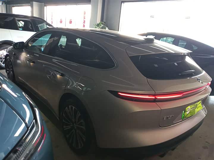 Фото 5 - Nio ET5T