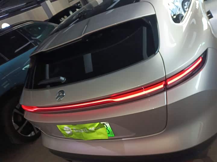 Фото 6 - Nio ET5T