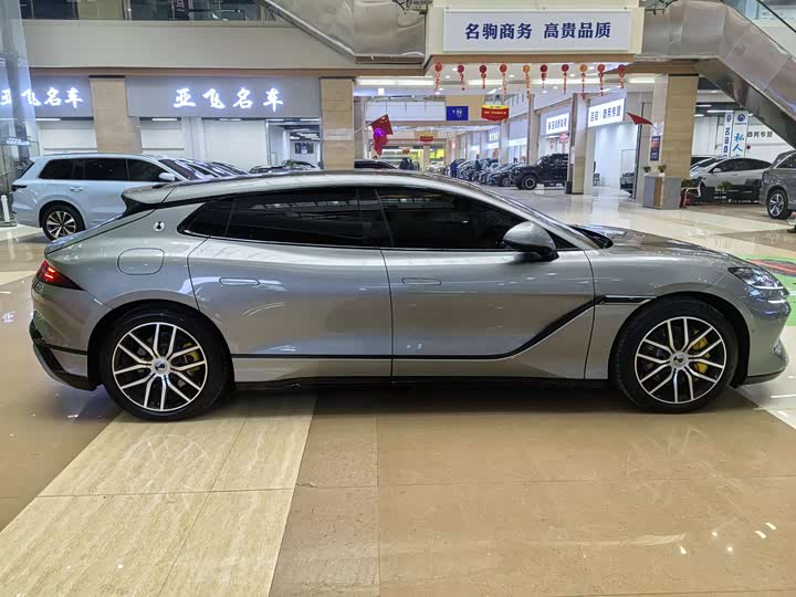 Фото 3 - Denza Z9GT