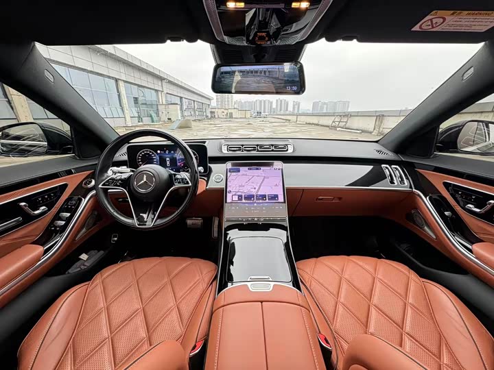 Фото 5 - Mercedes-Benz Maybach S-Class