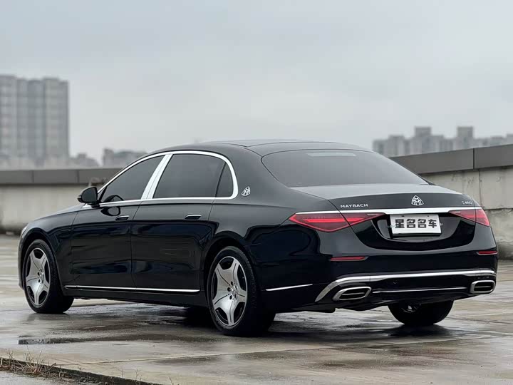 Фото 9 - Mercedes-Benz Maybach S-Class