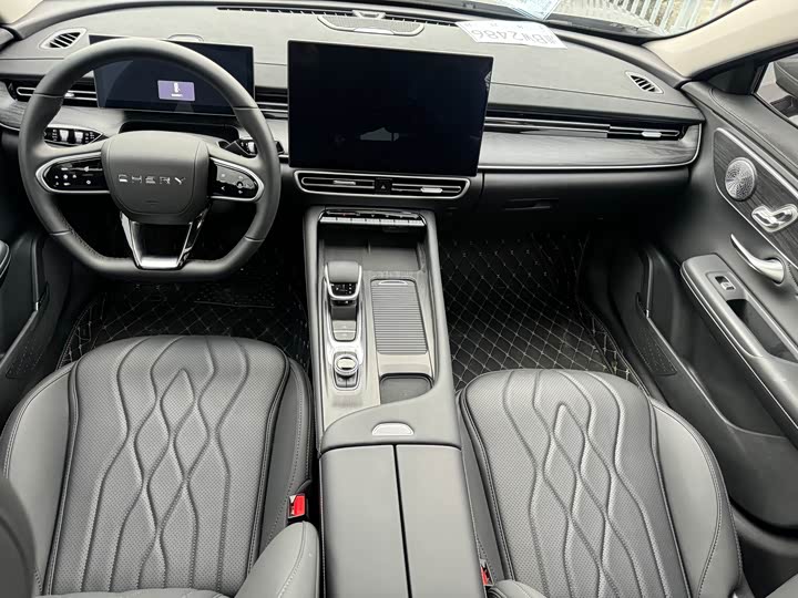 Фото 6 - Chery Arrizo 8 Pro