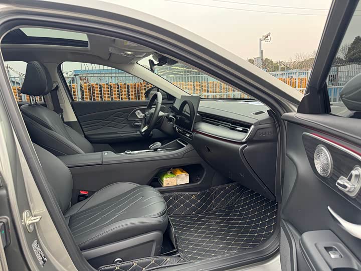 Фото 8 - Chery Arrizo 8 Pro