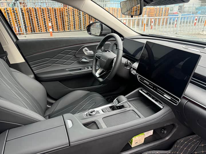 Фото 9 - Chery Arrizo 8 Pro