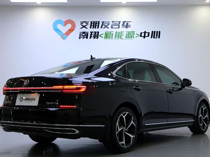 Фото 5 - Volkswagen Passat