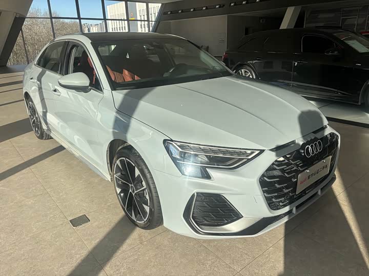 Фото 3 - Audi A3