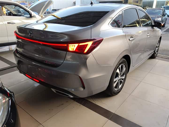 Фото 7 - Changan Eado Plus