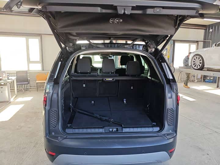 Фото 7 - Land Rover Discovery