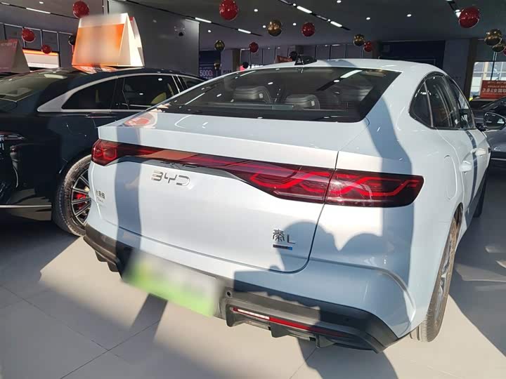 Фото 6 - BYD Qin L