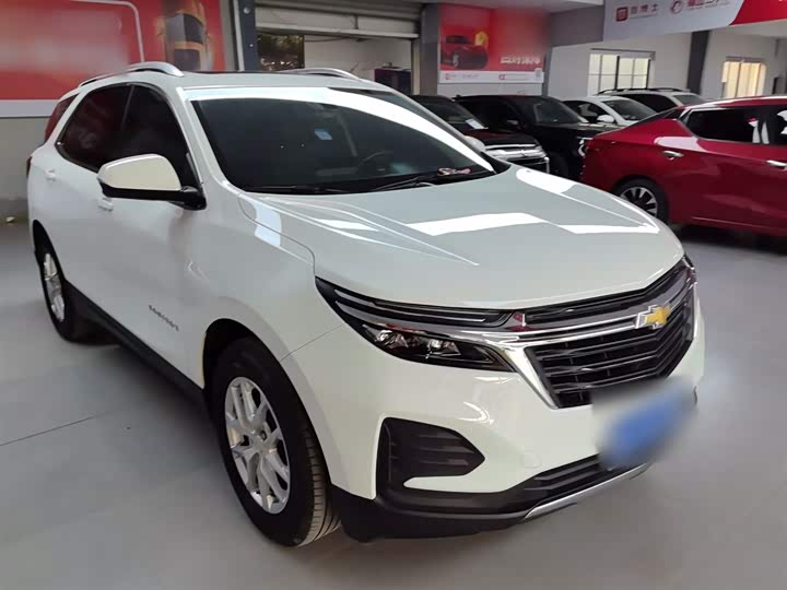Фото 4 - Chevrolet Equinox