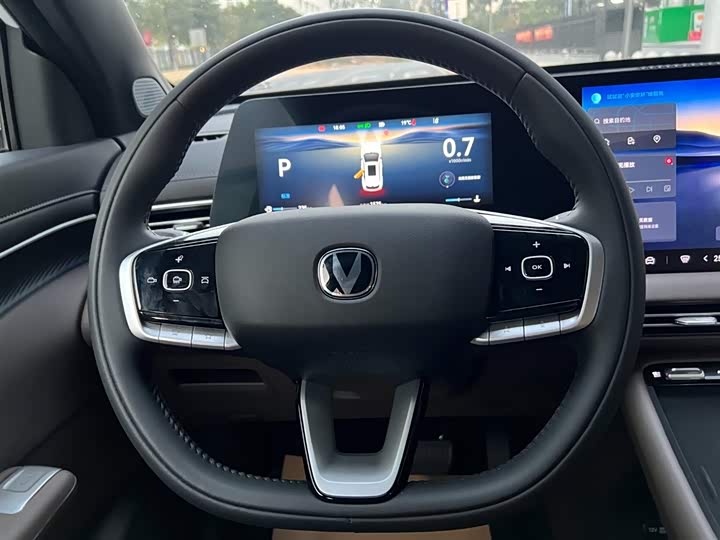 Фото 8 - Changan CS55 Plus