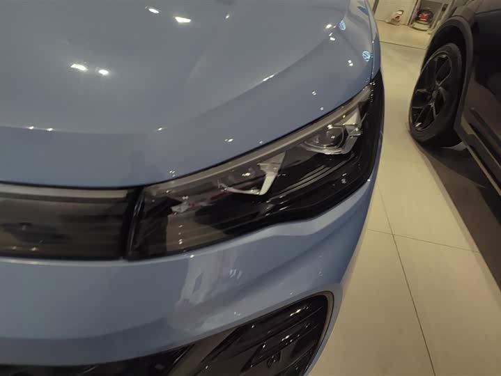 Фото 5 - Volkswagen Tiguan L Pro