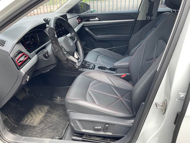 Фото 3 - Volkswagen Lavida