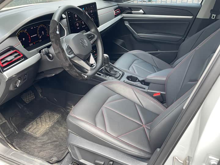 Фото 4 - Volkswagen Lavida