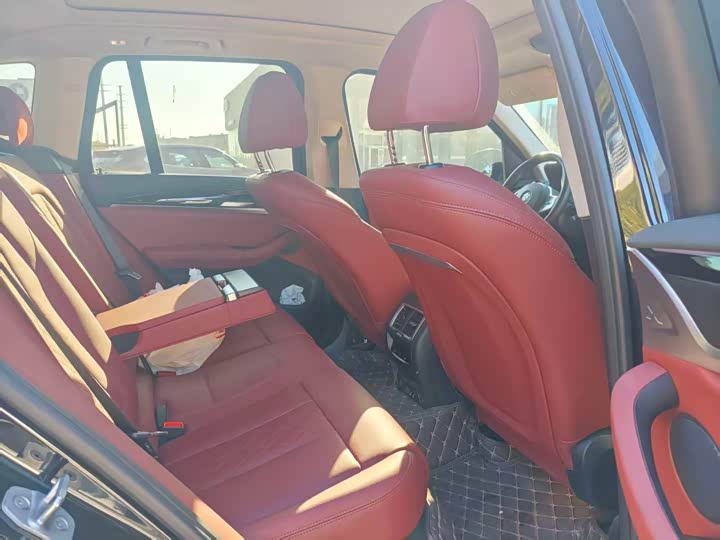 Фото 3 - BMW iX3