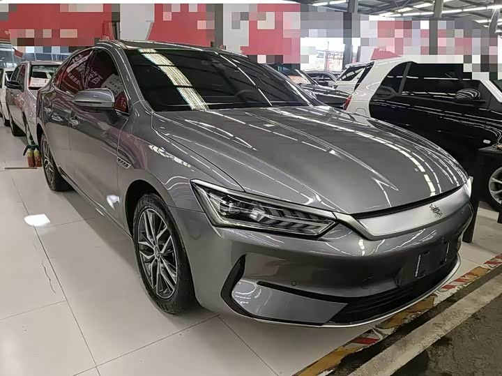 Фото 3 - BYD Qin Plus