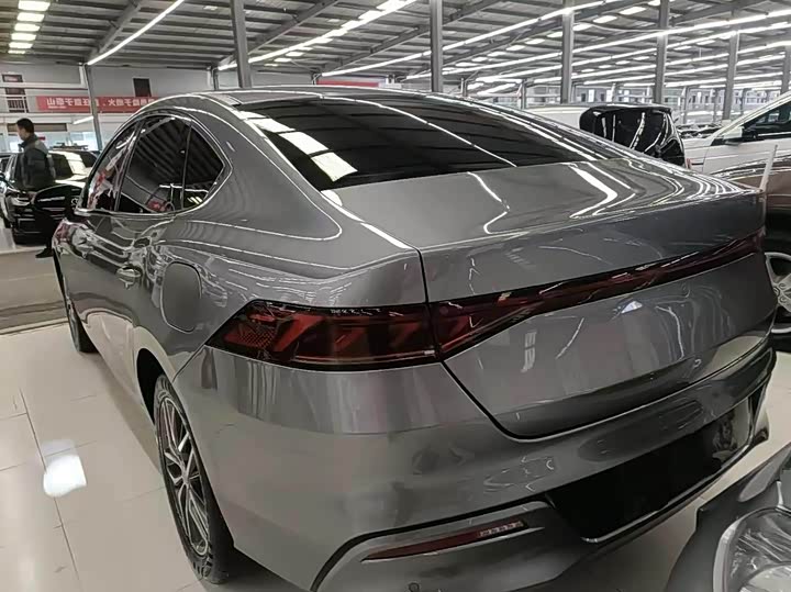 Фото 9 - BYD Qin Plus