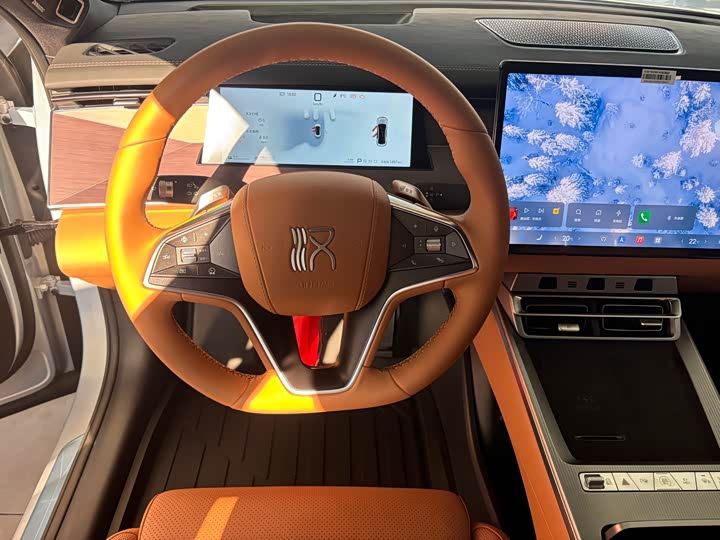 Фото 8 - BYD Han L