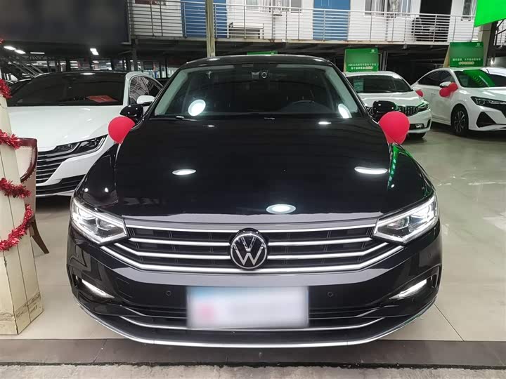 Фото 3 - Volkswagen Magotan