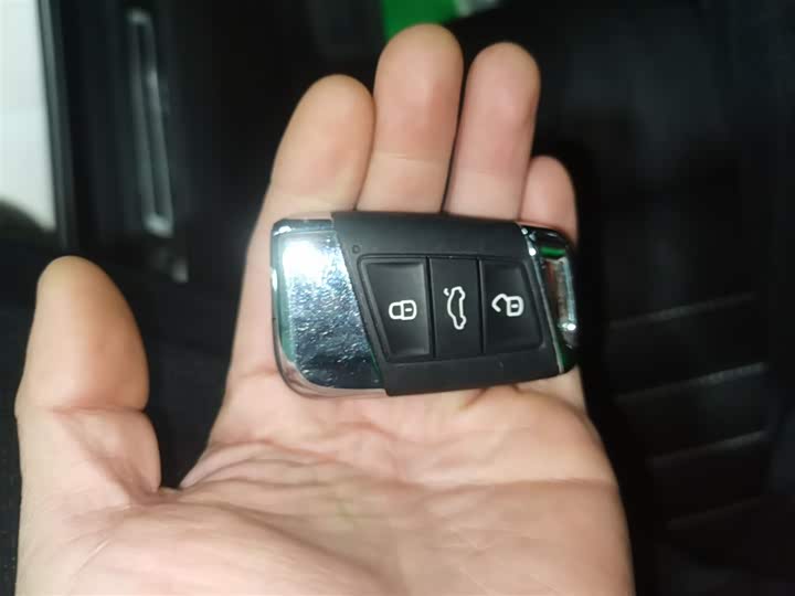 Фото 9 - Volkswagen Magotan