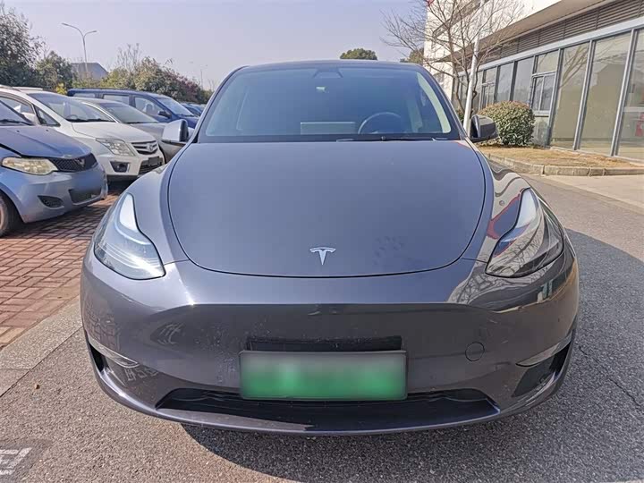 Фото 3 - Tesla Model Y