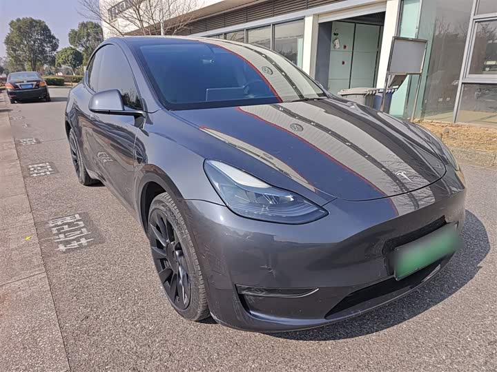 Фото 4 - Tesla Model Y
