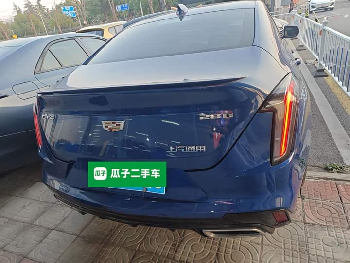 Фото 6 - Cadillac CT4
