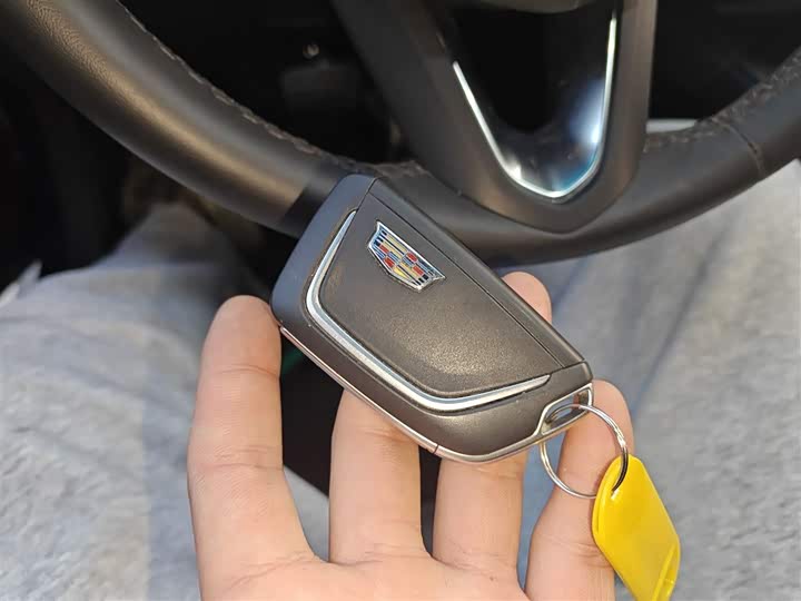 Фото 9 - Cadillac CT4