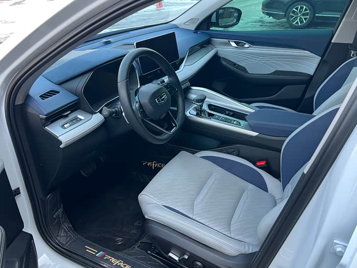 Фото 5 - Geely Preface