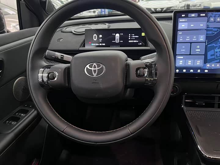 Фото 9 - Toyota bZ3X