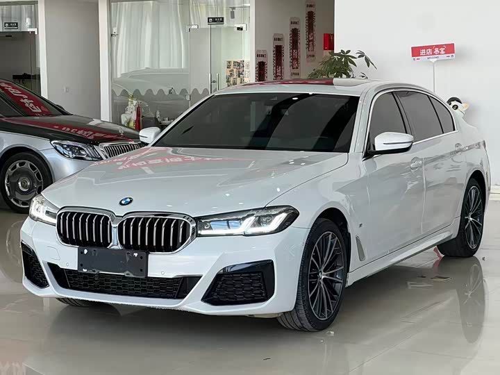 Фото 1 - BMW 5 Series