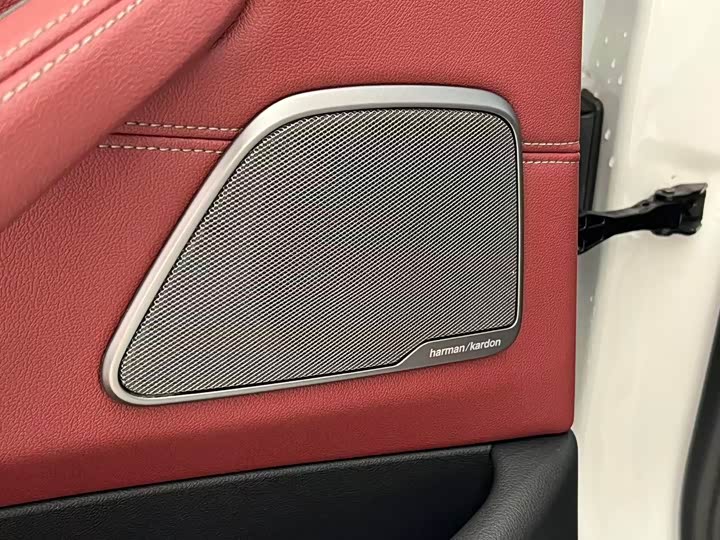 Фото 5 - BMW 5 Series