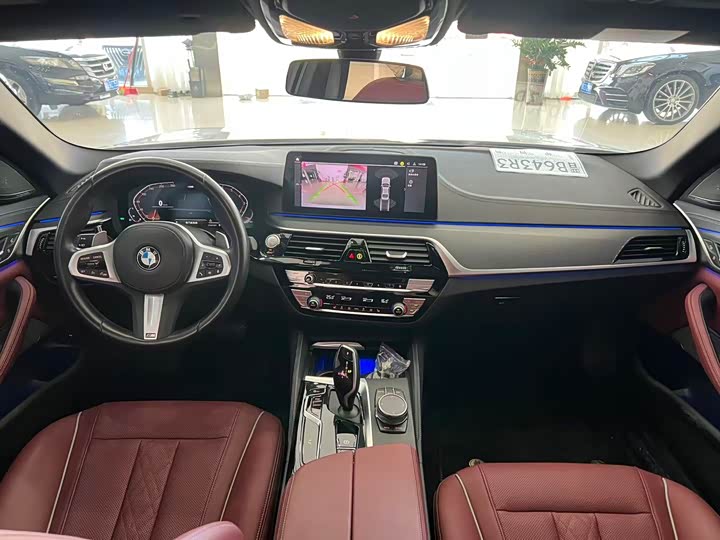 Фото 6 - BMW 5 Series