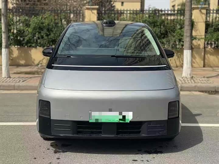 Фото 2 - LiXiang Mega