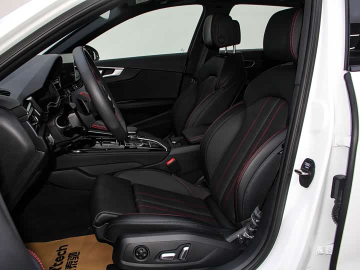 Фото 6 - Audi A4L