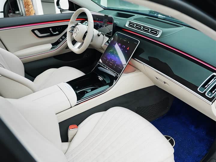 Фото 9 - Mercedes-Benz S-Class