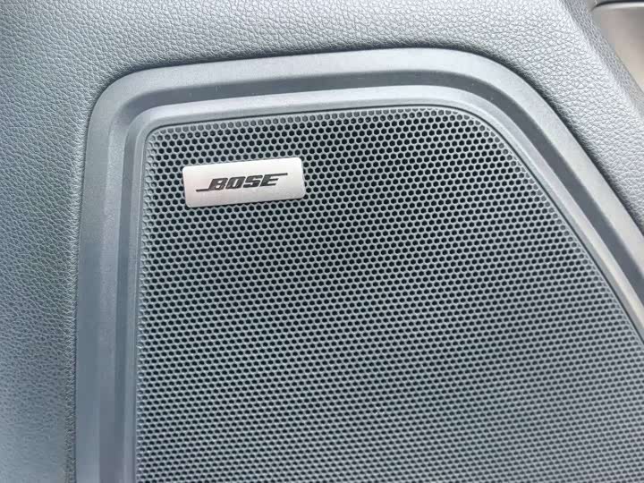 Фото 8 - Porsche Macan