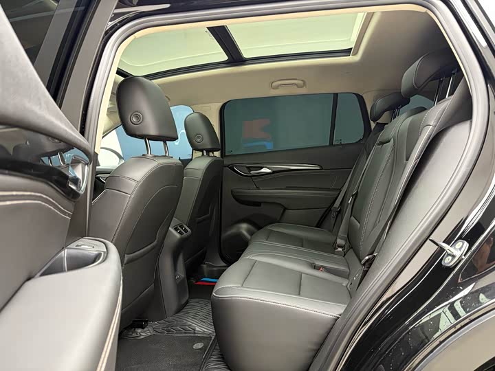 Фото 6 - Buick Envision Plus