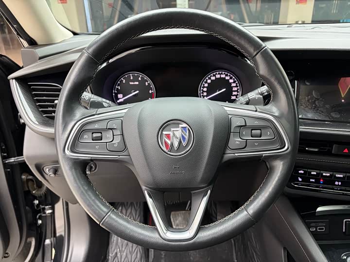 Фото 8 - Buick Envision Plus