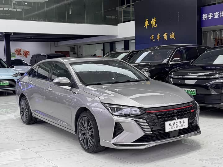 Фото 3 - Dongfeng Aeolus Yixuan Max