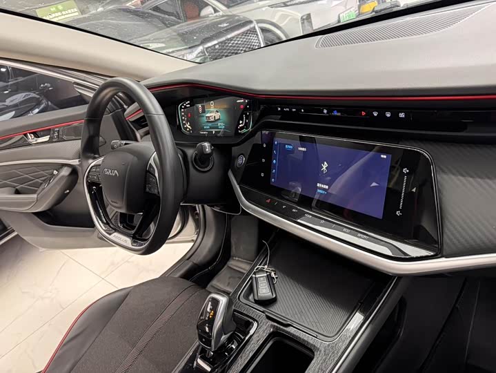 Фото 9 - Dongfeng Aeolus Yixuan Max